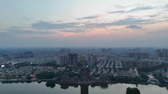 航拍四川眉山城市风光眉山夜幕晚霞