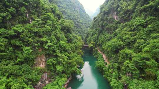 航拍湖北宜昌三峡西陵峡峡谷自然风景