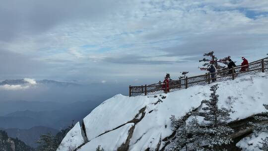 白云山雪景云海山峰航拍