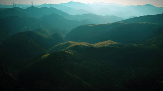 航拍大山自然风光