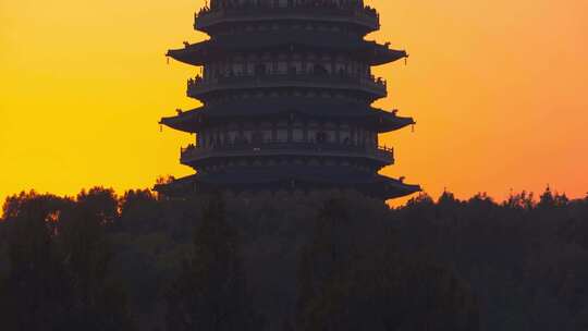 杭州西湖雷峰塔日落黄昏建筑风景