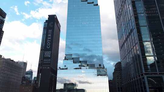 城市航拍纽约曼哈顿市中心螺旋大厦摩天大楼