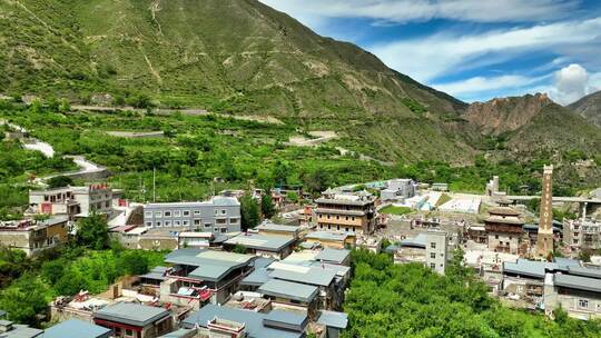 航拍四川阿坝小金沃日土司官寨旅游景区