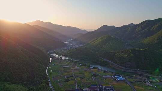 航拍杭州富阳山川河流唯美日出日落