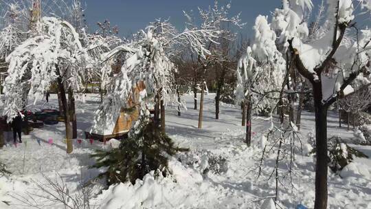 秦岭西府冬季大雪游乐场雪景唯美航拍3