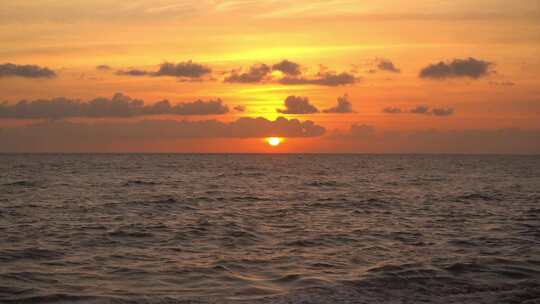 日落 夕阳 海洋 黄昏 海浪 海面