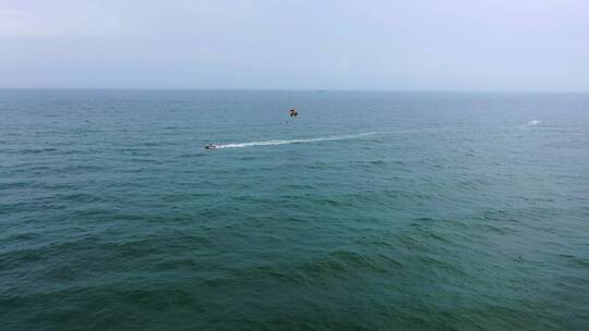 水上摩托艇拖曳滑翔伞6