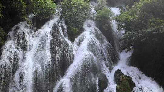 贵州省七孔桥瀑布景色视频素材模板下载