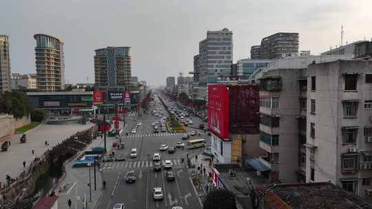 航拍广汉城市中轴线道路中山大道街景