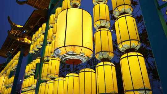 中式灯笼夜景