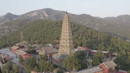 航拍山西临汾洪洞县广胜寺飞虹塔琉璃塔