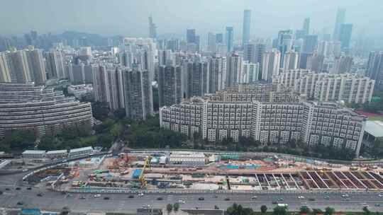 深圳地铁修建工地