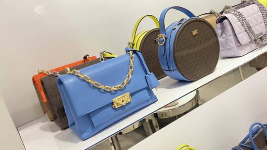 济南银座商城coach品牌、MICHAEL KORS品牌