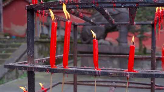 寺庙蜡烛佛教火焰宗教祈祷文化燃烧拜佛