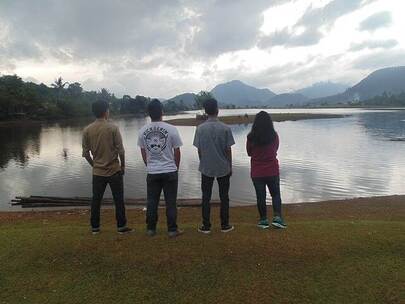 流星的轨迹 流星 轨迹 灯光 失落