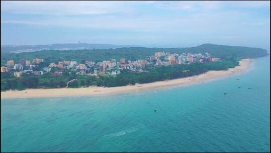 广西北海涠洲岛夏季冲浪航拍