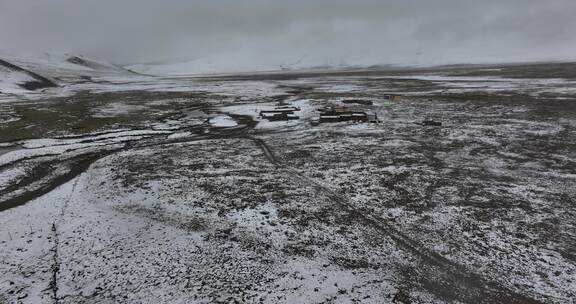 航拍西藏阿里普兰县大雪纷飞