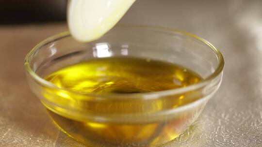 菜籽油橄榄油亚麻籽油