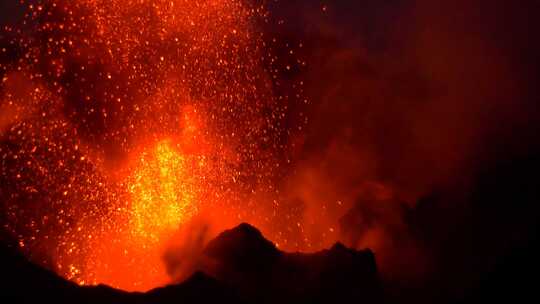 火山喷发升格高清在线视频素材下载