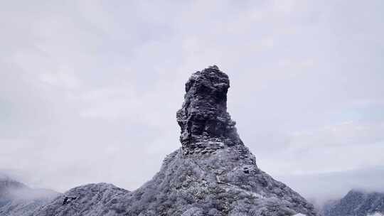 梵净山雪后云海仙境