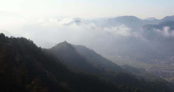 杭州富阳洞桥群山山峦晨曦云海云雾空镜