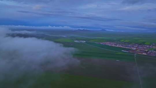 雨后的海东小镇