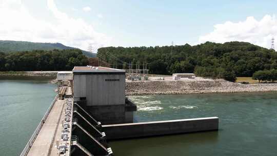 田纳西河上建的水电站大坝