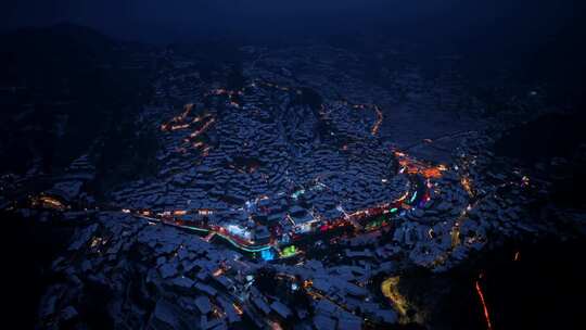 西江千户苗寨夜景雪景