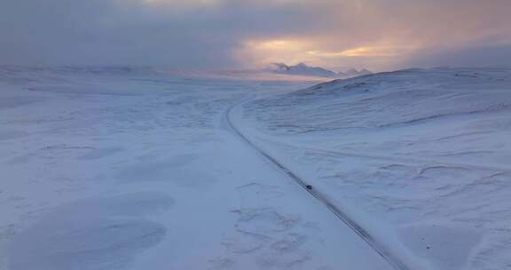 雪域冰原公路自驾