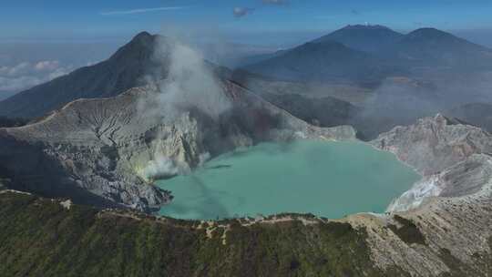 HDR印尼爪哇岛宜珍火山湖泊航拍自然风光