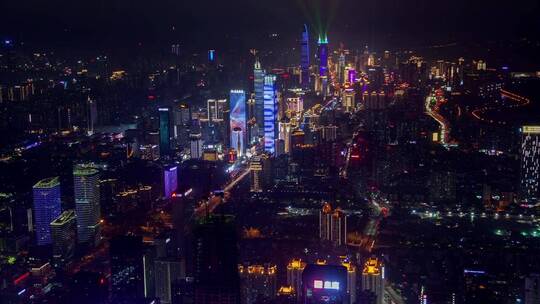 深圳夜色中的摩天大楼