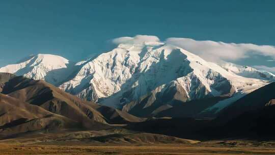 昆仑山雪山冰川延时摄影高原雪山风景素材