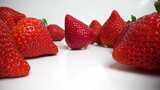 新鲜草莓31高清在线视频素材下载