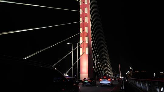 夜晚的钱塘江大桥
