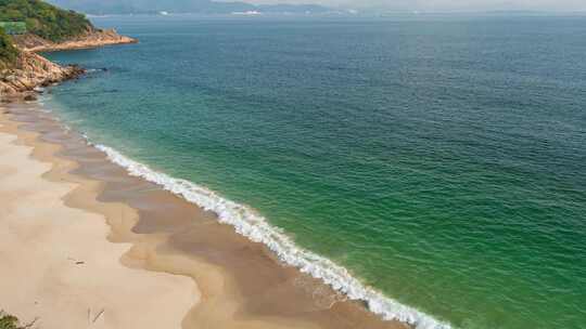 深圳背仔角海玻璃海和沙滩海浪延时