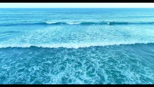 海边冲刷海岸海洋海水沙滩浪花海浪10