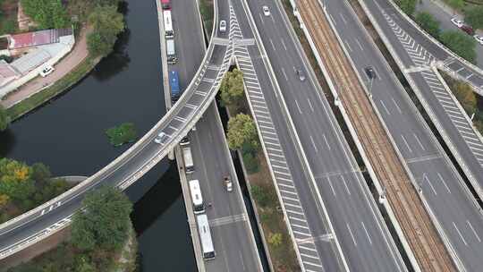 天津城市街道立交高架交通行驶路况