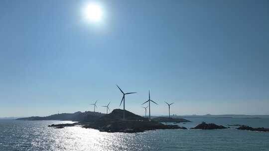 大海风车航拍海岛海上发电海洋风力风车发电