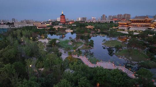 航拍九洲池夜景灯光秀古风