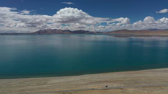 西藏阿里拉昂错拉昂措自然风光航拍