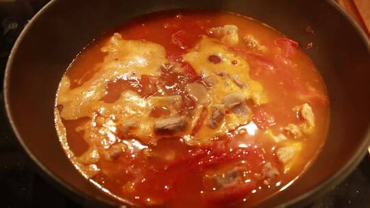 红汤牛肉锅番茄牛腩制作
