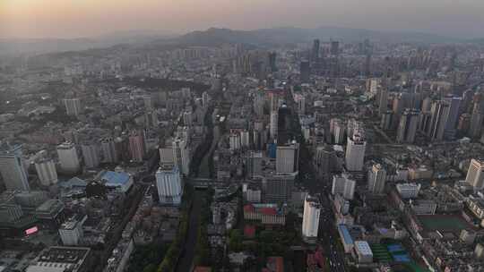 云南昆明市恒隆广场城市高楼天际线航拍风光