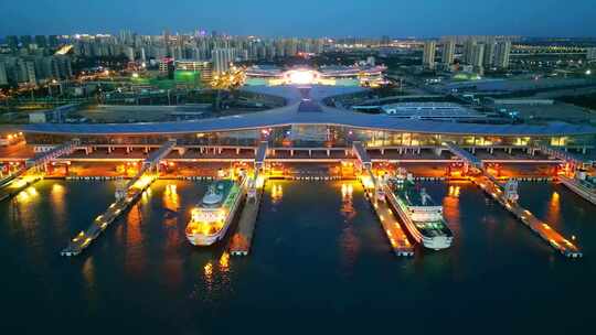 海南海口新海客运枢纽港口航拍夜晚蓝调夜景