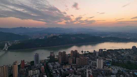 航拍宜昌城市建筑长江日落景观