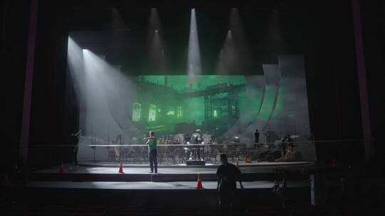 音乐会演出舞台搭建装台4K视频素材模板下载