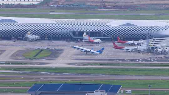 深圳机场起飞的南方航空客机