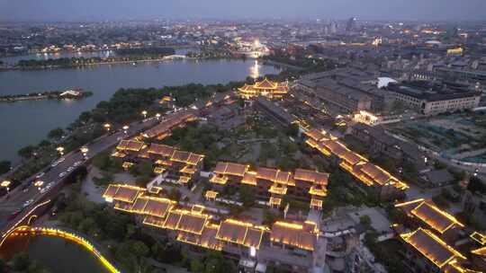 河南开封清明上河园夜幕降临夜景灯光航拍