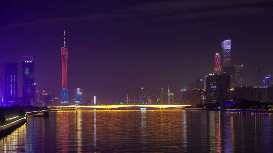 中国广州塔和珠江大桥延时