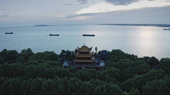 湖南洞庭湖风光带岳阳楼风景区航拍