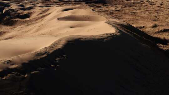 脚印莫哈韦沙漠地平线